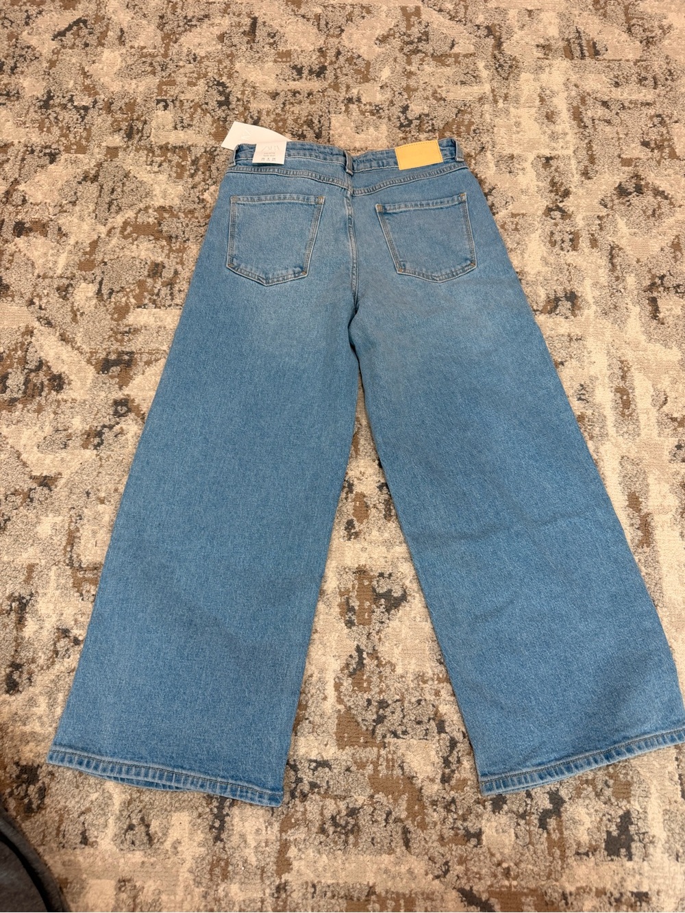 COMFORT HIGH RISE CULOTTE JEANS - Picture 4 of 5